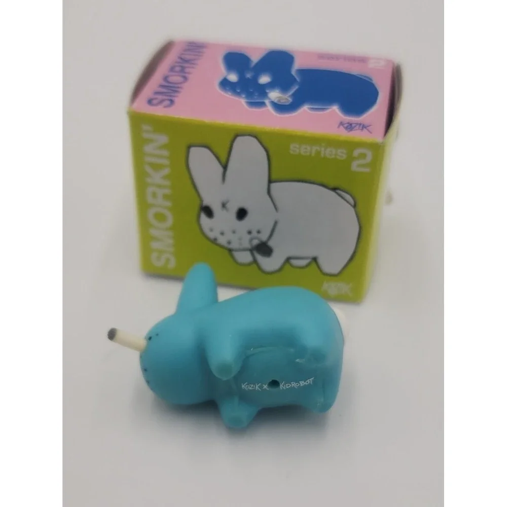 Kidrobot SMORKIN'‎ LABBIT Series 2 LIGHT BLUE Mini Vinyl Figure 1.5